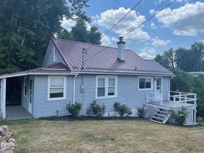 /international/us/222-mcberry-street-beckley-wv-110096591109/