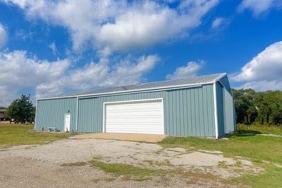 /international/us/760-e-quinlan-parkway-quinlan-tx-110108508190/