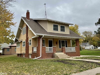 /international/us/201-e-3rd-auburn-ia-110103279584/