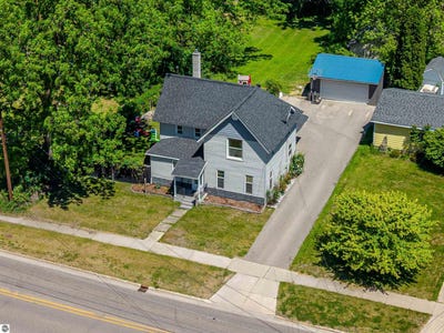 /international/us/329-ely-street-alma-mi-110108505844/
