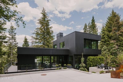 /international/us/3011-e-ridge-top-road-sundance-ut-110108505763/