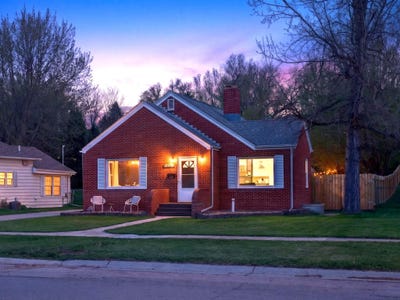/international/us/1032-kingsbury-street-belle-fourche-sd-110107936048/