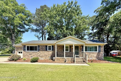 /international/us/1820-providence-road-elizabeth-city-nc-110108280363/
