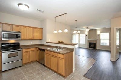 /international/us/600-grandview-ct-iowacity-ia-110107606086/
