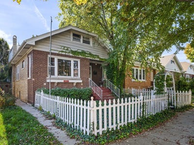 /international/us/4847-w-newport-avenue-chicago-il-110120772193/