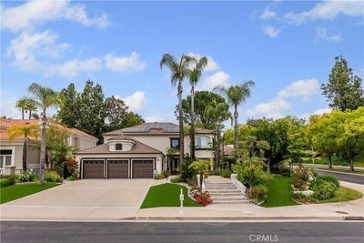 /international/us/25605-queenscliff-court-calabasas-ca-110097760896/