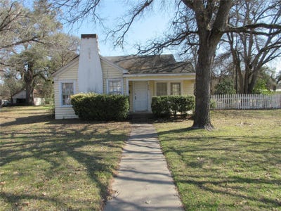 /international/us/916-ward-marlin-tx-110105699366/