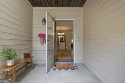 /international/us/4013-lake-pointe-circle-roswell-ga-110109002123/