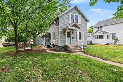 /international/us/319-n-rowe-street-ludington-mi-110108820752/