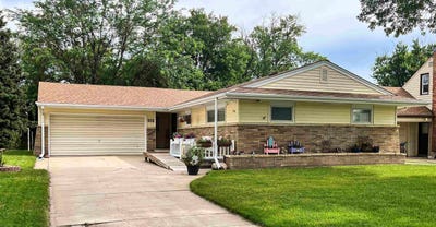 /international/us/512-w-10th-street-schuyler-ne-110100247955/