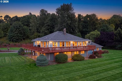 /international/us/39806-nw-64th-ct-woodland-wa-110119590203/