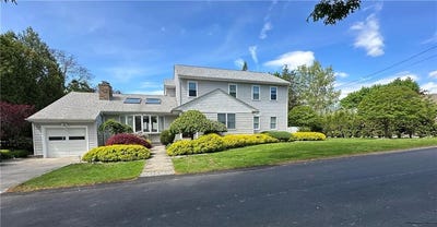 /international/us/12-monte-carmele-street-north-providence-ri-110101190806/