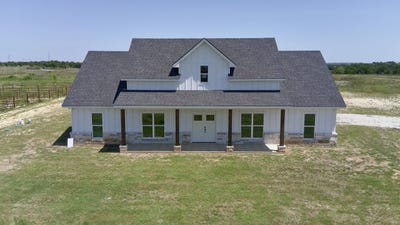 /international/us/315-state-ave-stephenville-tx-110107882562/