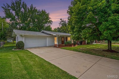 /international/us/12540-starspur-lane-st-louis-mn-110120016207/