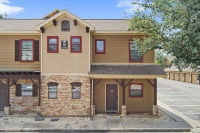 /international/us/2410-s-2nd-street-waco-tx-110099446153/