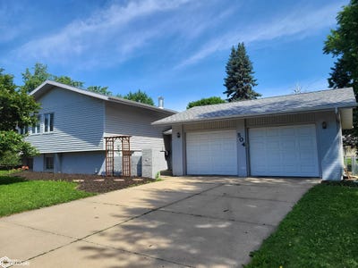 /international/us/504-friendly-drive-marshalltown-ia-110108470963/
