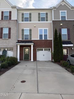 /international/us/717-suffield-way-cary-nc-110108385605/