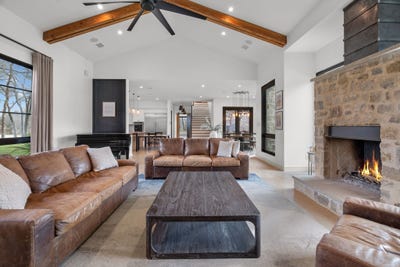 /international/us/1120-ellard-drive-hickory-creek-tx-110106233910/