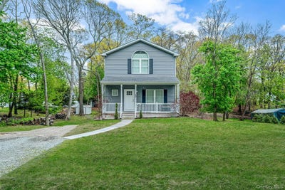 /international/us/187-hallock-street-riverhead-ny-110107801701/