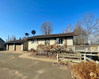 /international/us/120-fayette-st-phillips-wi-110104021469/