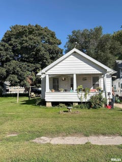 /international/us/207-franklin-street-east-peoria-il-110110399057/