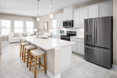 /international/us/629-highfalls-ave-debary-fl-110097776622/