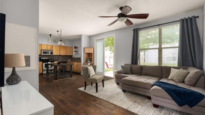 /international/us/1201-grove-blvd-austin-tx-110107841055/