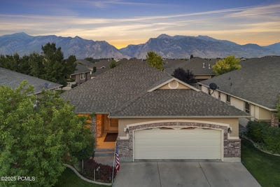 /international/us/3368-e-660-lehi-ut-110100986093/