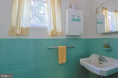 /international/us/10-kerns-avenue-chalfont-pa-110100845826/