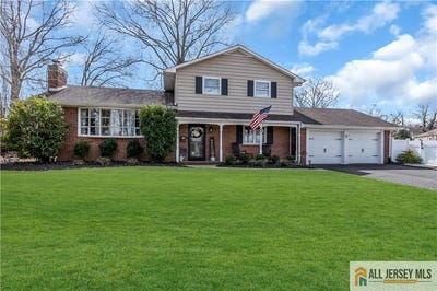 /international/us/110-oak-drive-middlesex-nj-110098349087/