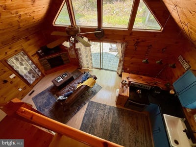 /international/us/882-lazy-river-west-road-luray-va-110100409935/