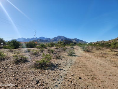 /international/us/85xx-s-132nd-avenue-goodyear-az-110103146053/