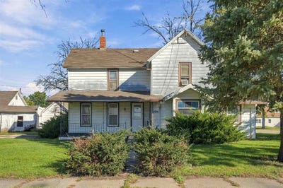 /international/us/410-e-railroad-ave-ia-110110423251/