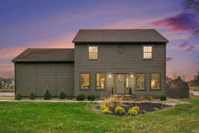 /international/us/502-roy-street-winona-lake-in-110107572883/