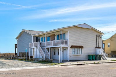 /international/us/501-fort-fisher-boulevard-s-kure-beach-nc-110106564399/