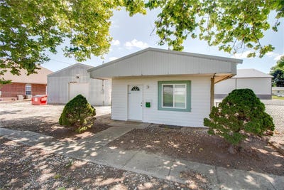 /international/us/98-curtis-street-jerseyville-il-110091400444/