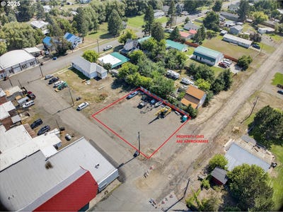 /international/us/101-s-pine-st-wallowa-or-110102032604/