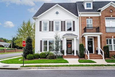 /international/us/3436-charleston-blvd-rockingham-va-110098318865/