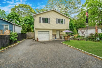 /international/us/35-franklin-avenue-mastic-ny-110108282521/