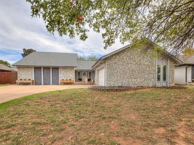 /international/us/12016-robinwood-place-oklahoma-city-ok-110120771118/