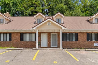/international/us/902-cascade-drive-dalton-ga-110106850766/