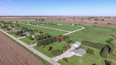/international/us/2426-n-4220th-road-sheridan-il-110073255073/