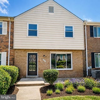 /international/us/1833-addison-road-s-district-heights-md-110107515038/