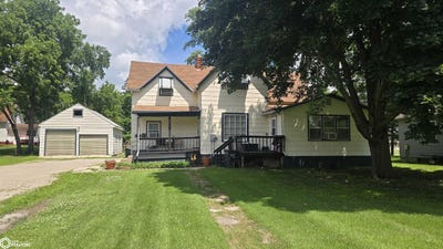 /international/us/403-s-4th-avenue-e-lake-mills-ia-110109259221/