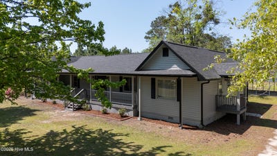 /international/us/2290-nc-306-grantsboro-nc-110107785800/