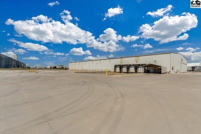 /international/us/901-corey-rd-hutchinson-ks-110108030393/