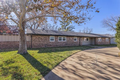 /international/us/407-north-drive-abernathy-tx-110104178357/