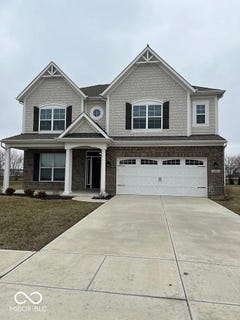 /international/us/1443-classic-avenue-greenwood-in-110108552130/