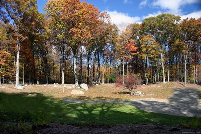 /international/us/30l-huckleberry-hill-road-new-canaan-ct-110092812064/