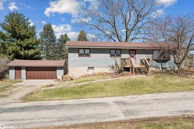 /international/us/203-e-ogden-street-montezuma-ia-110106530777/